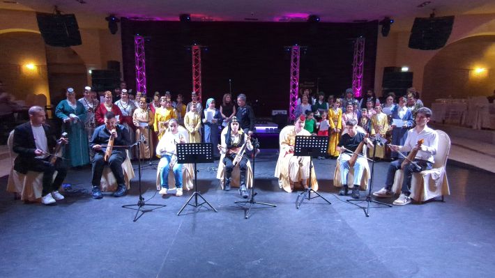 PXL_20251227_200040191